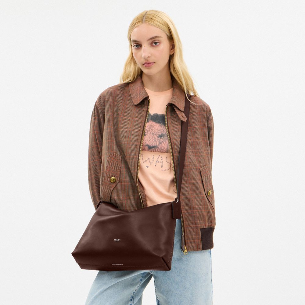 Mott Messenger Bag 33