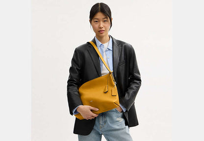 Mott Messenger Bag 33