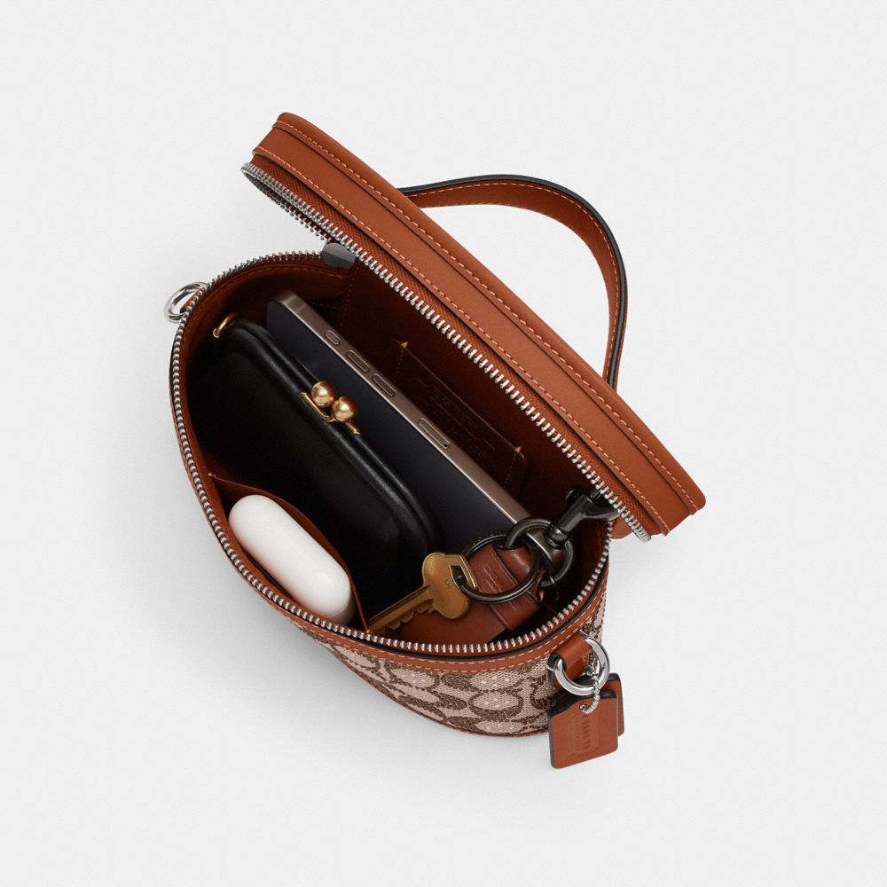Trail Bag In Crystal Signature Jacquard