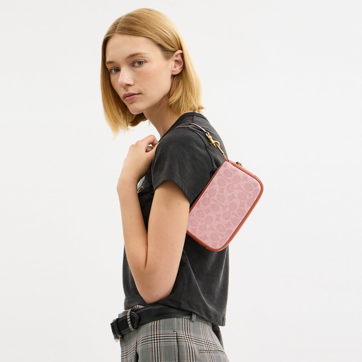Plaza Bag 18 In Signature Canvas