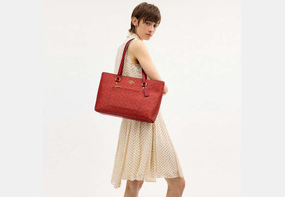 Station Tote Bag In Signature Canvas