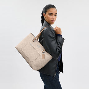 Station Tote Bag In Signature Canvas