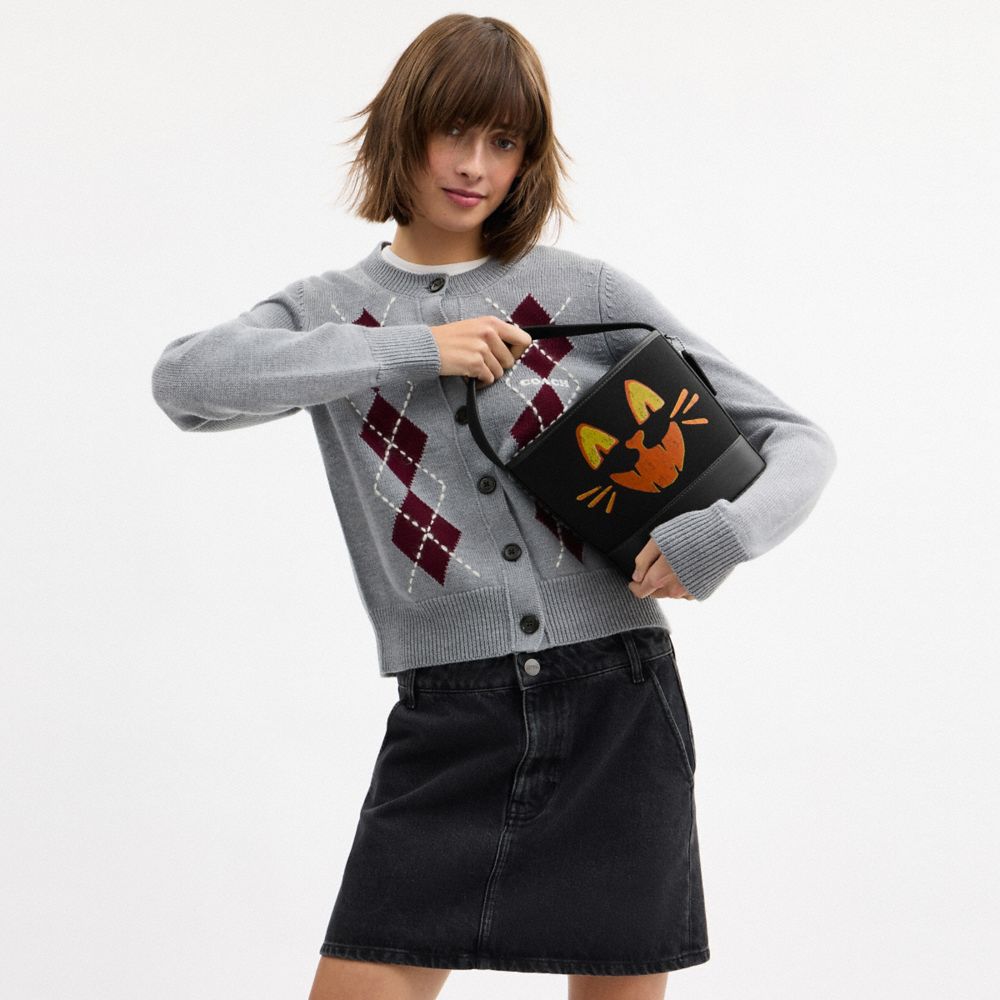 Trick Or Treat Bucket With Halloween Cat In Regenerative Cotton