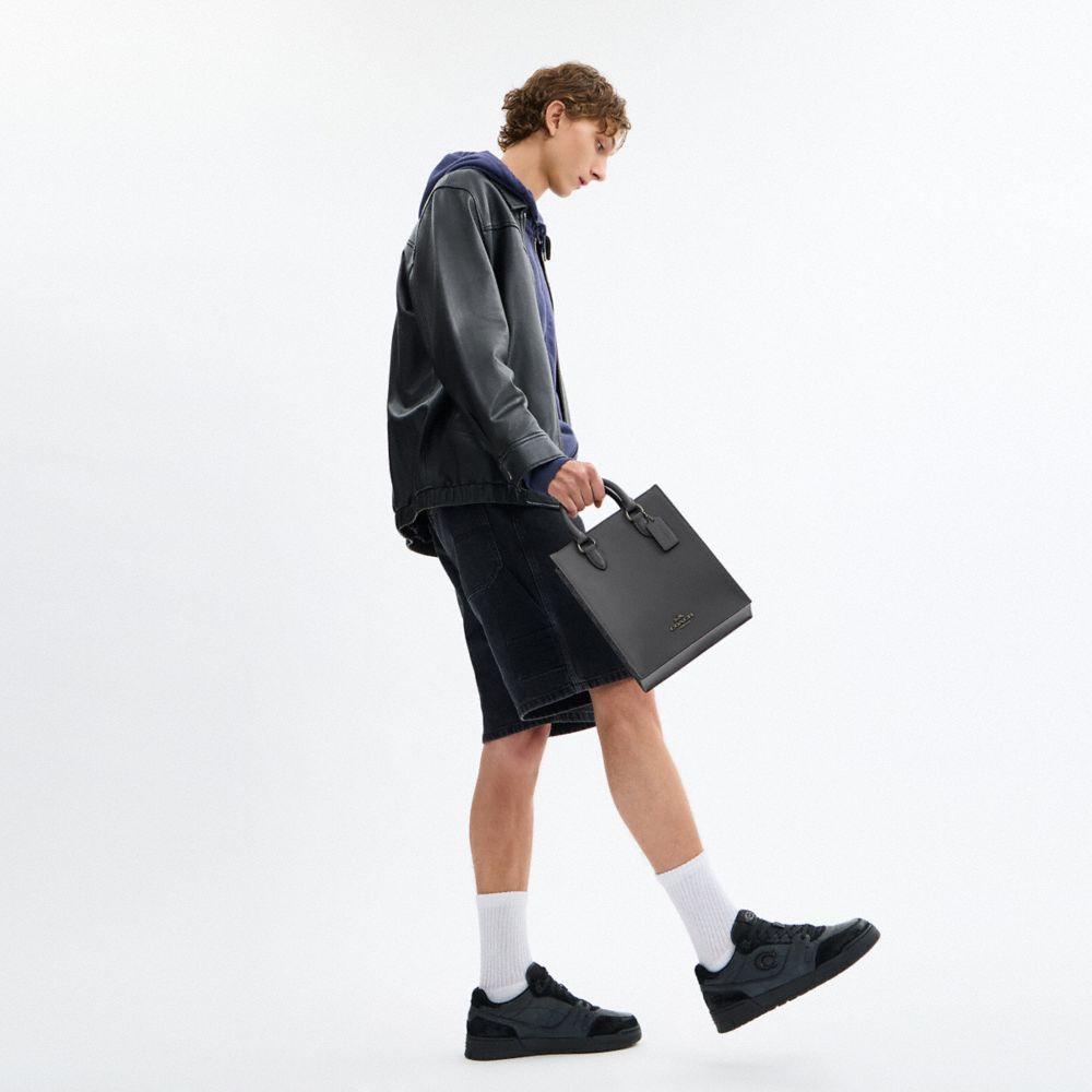Dylan Tote Bag In Signature Canvas