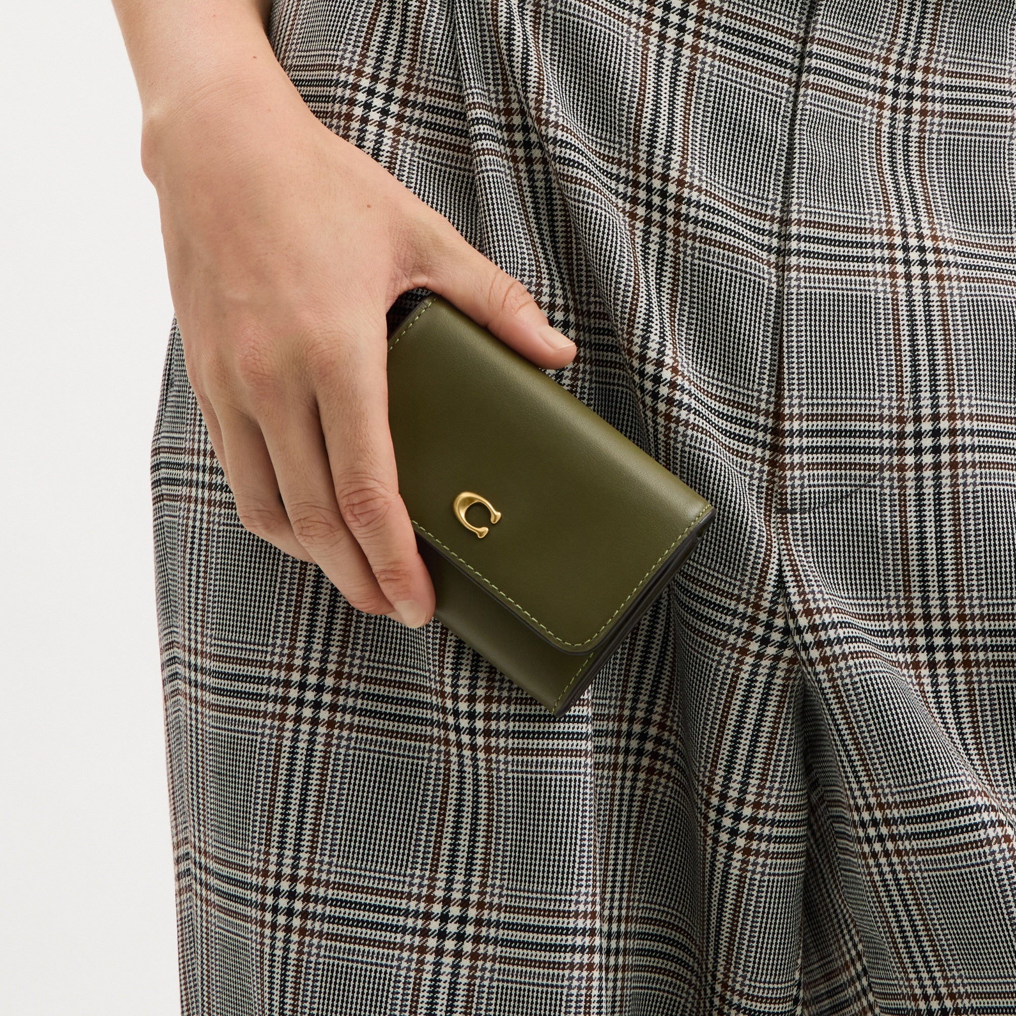 Essential Flap Card Case