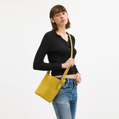 Bleecker Bucket Bag 21