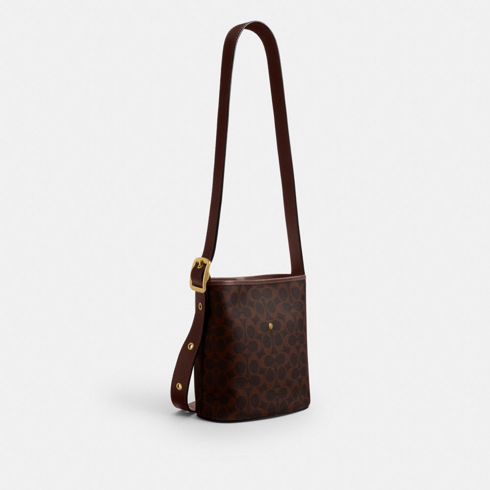 Bleecker Bucket Bag 21 In Signature Canvas