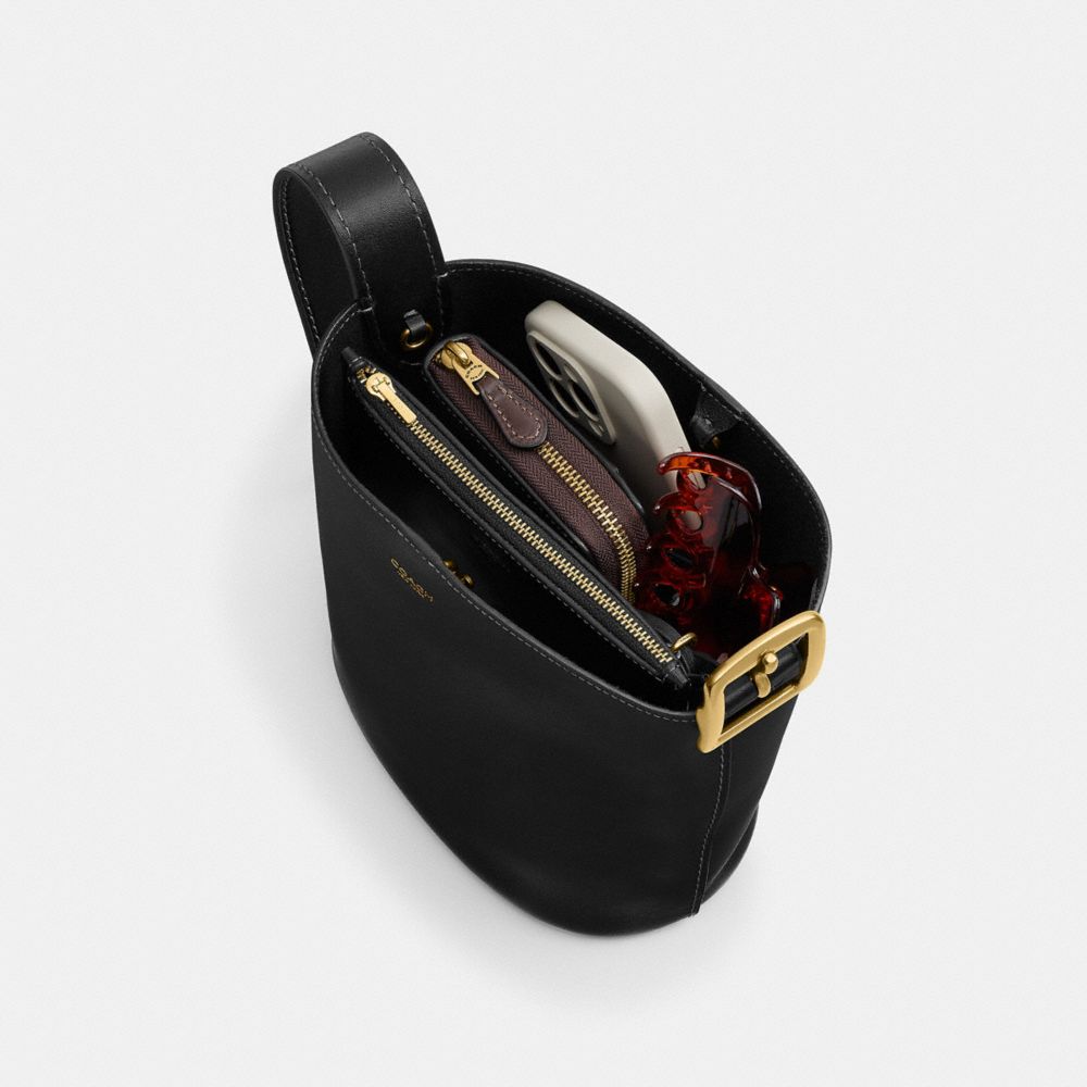 Bleecker Bucket Bag 21
