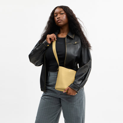 Bleecker Bucket Bag 21