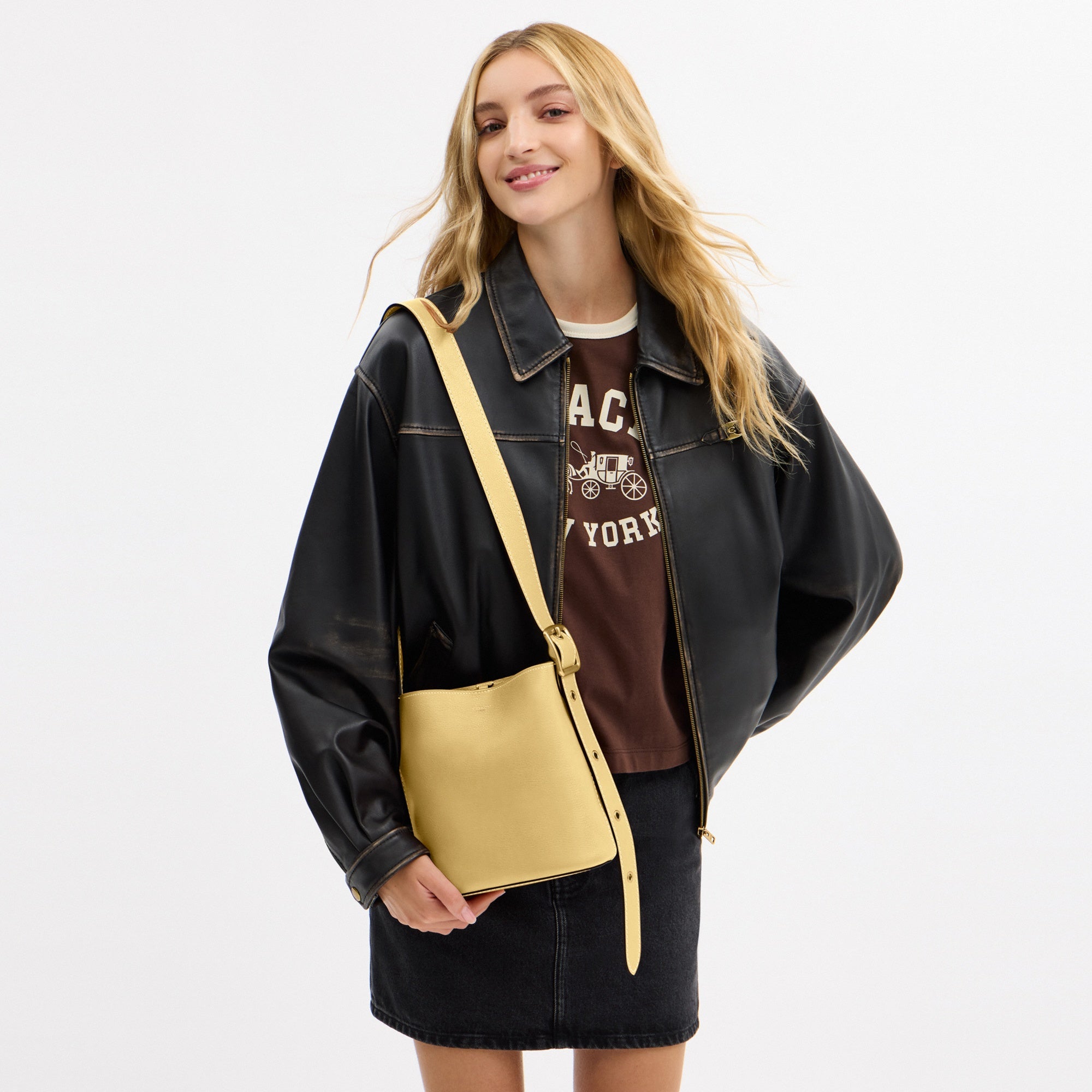 Bleecker Bucket Bag 21