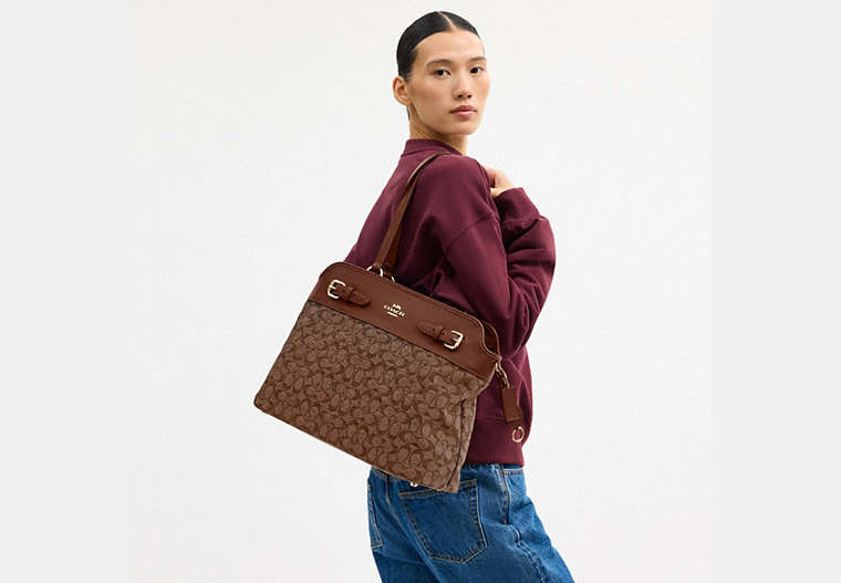 Easton Tote Bag In Signature Chenille