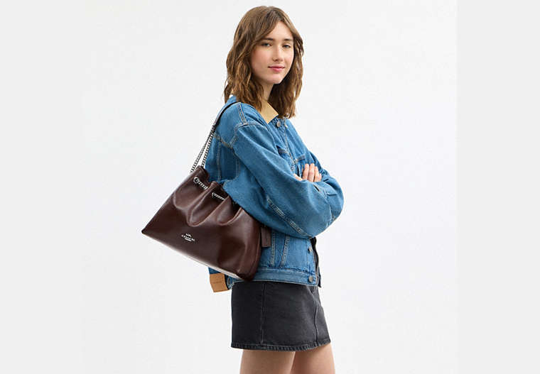 Evelyn Shoulder Bag
