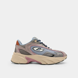 Bolt Runner Sneaker