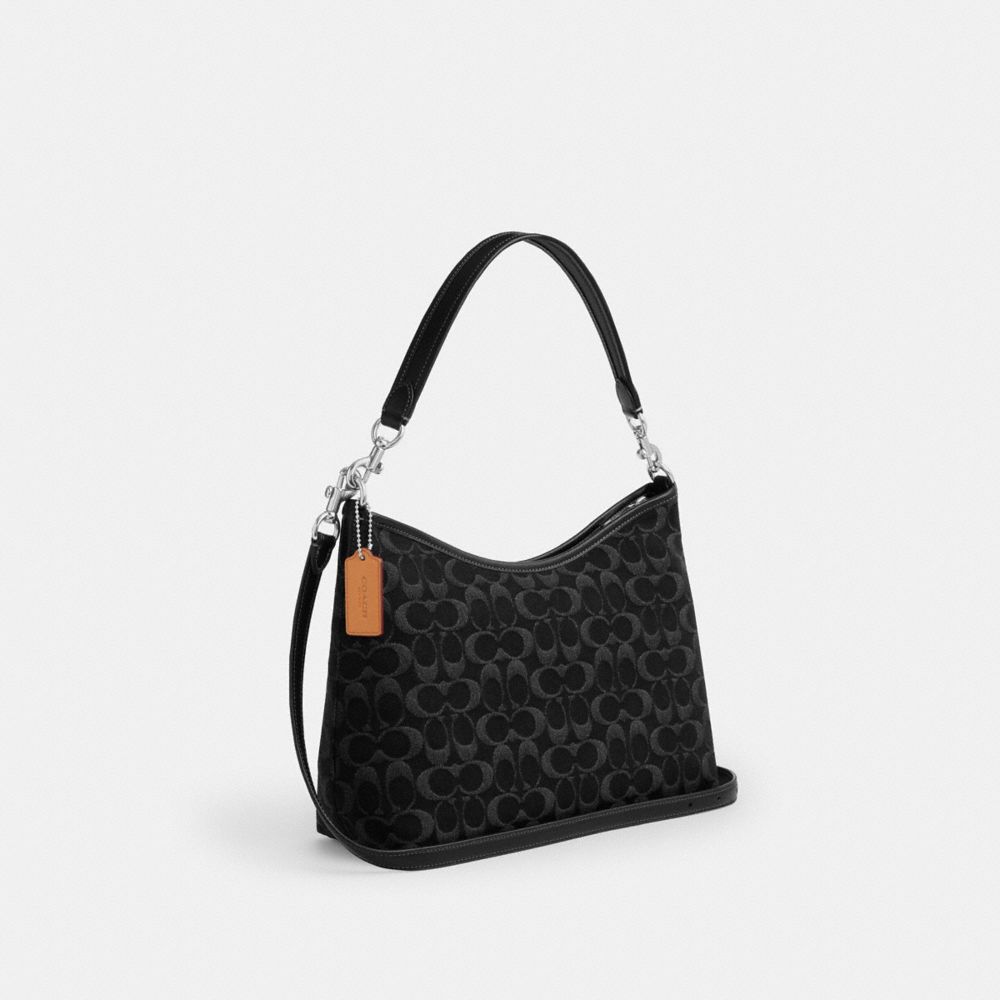 Laurel Shoulder Bag With Pockets In Loved Leather