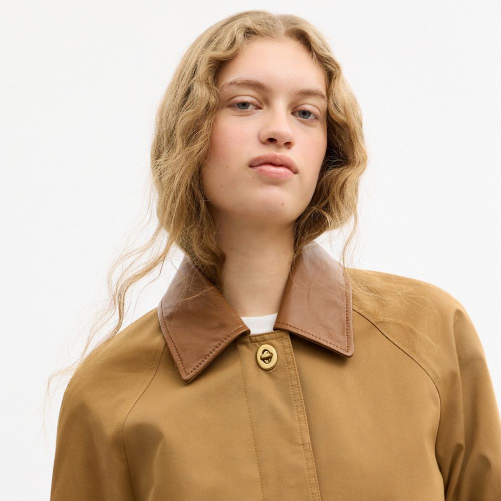 Turnlock Swing Coat