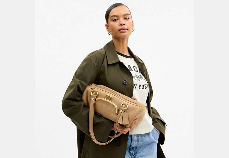 Kisslock Barrel Bag
