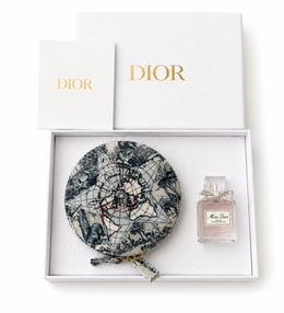 DIOR VIP Around the World Gift Set Jewellery Box & Miss Dior Blooming Bouquet