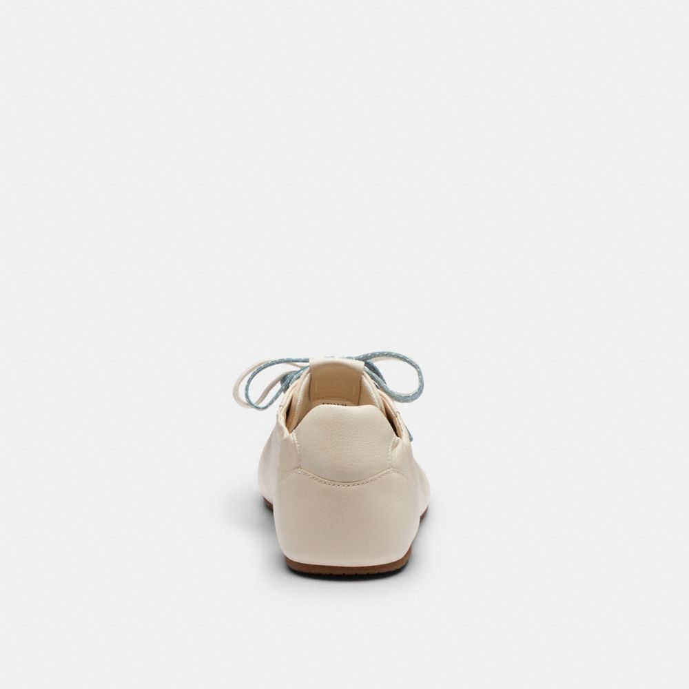Soft Sneaker