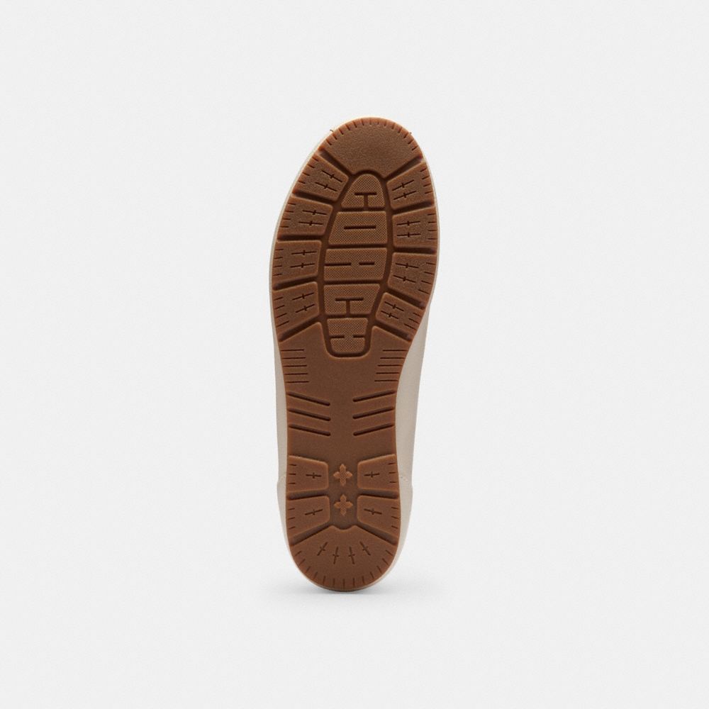 Soft Sneaker
