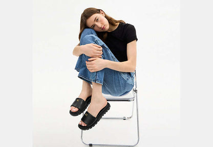 Brynn Slide Sandal