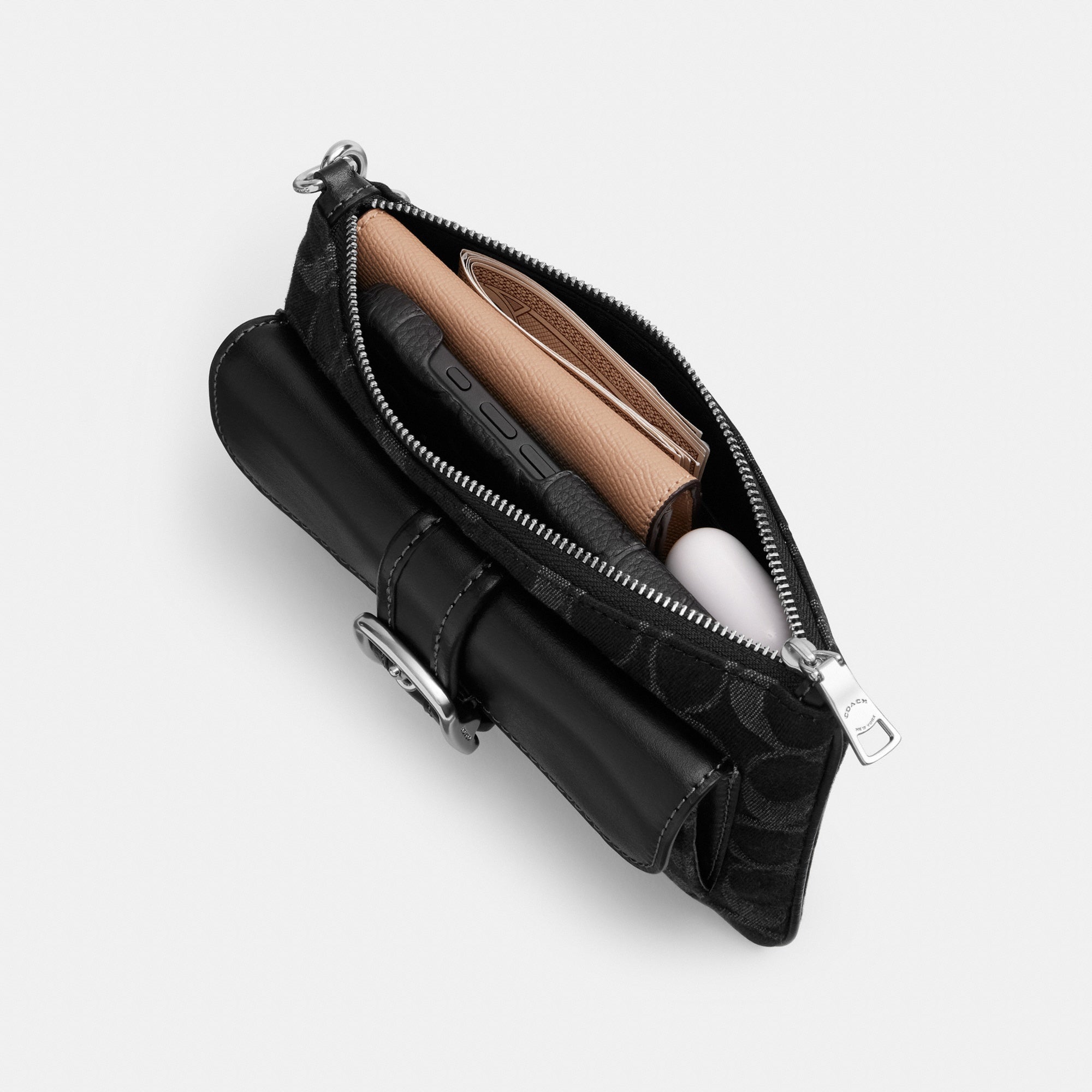 Ashton Wristlet In Signature Denim