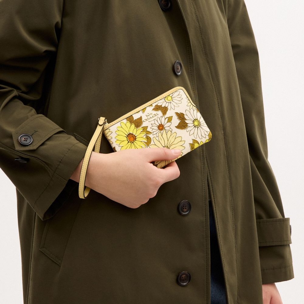 Corner Zip Wristlet With Floral Print