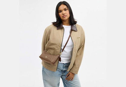 Caitlin Shoulder Bag In Signature Canvas