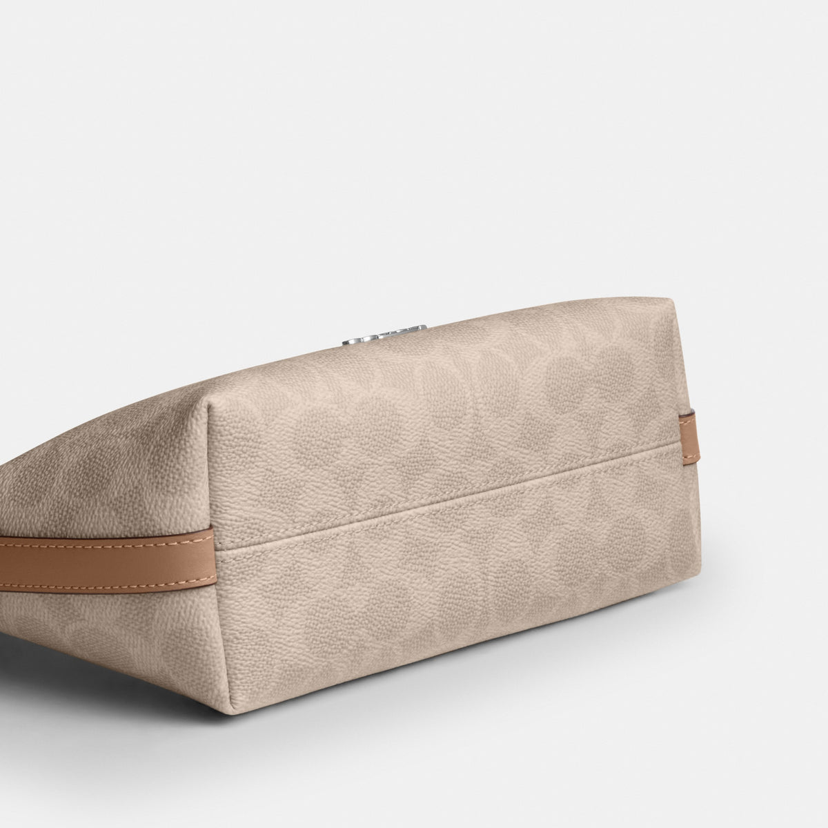 Caitlin Shoulder Bag In Signature Canvas