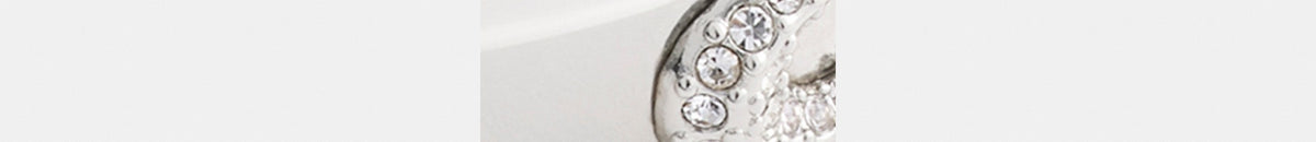 Pavé C Hinged Bangle