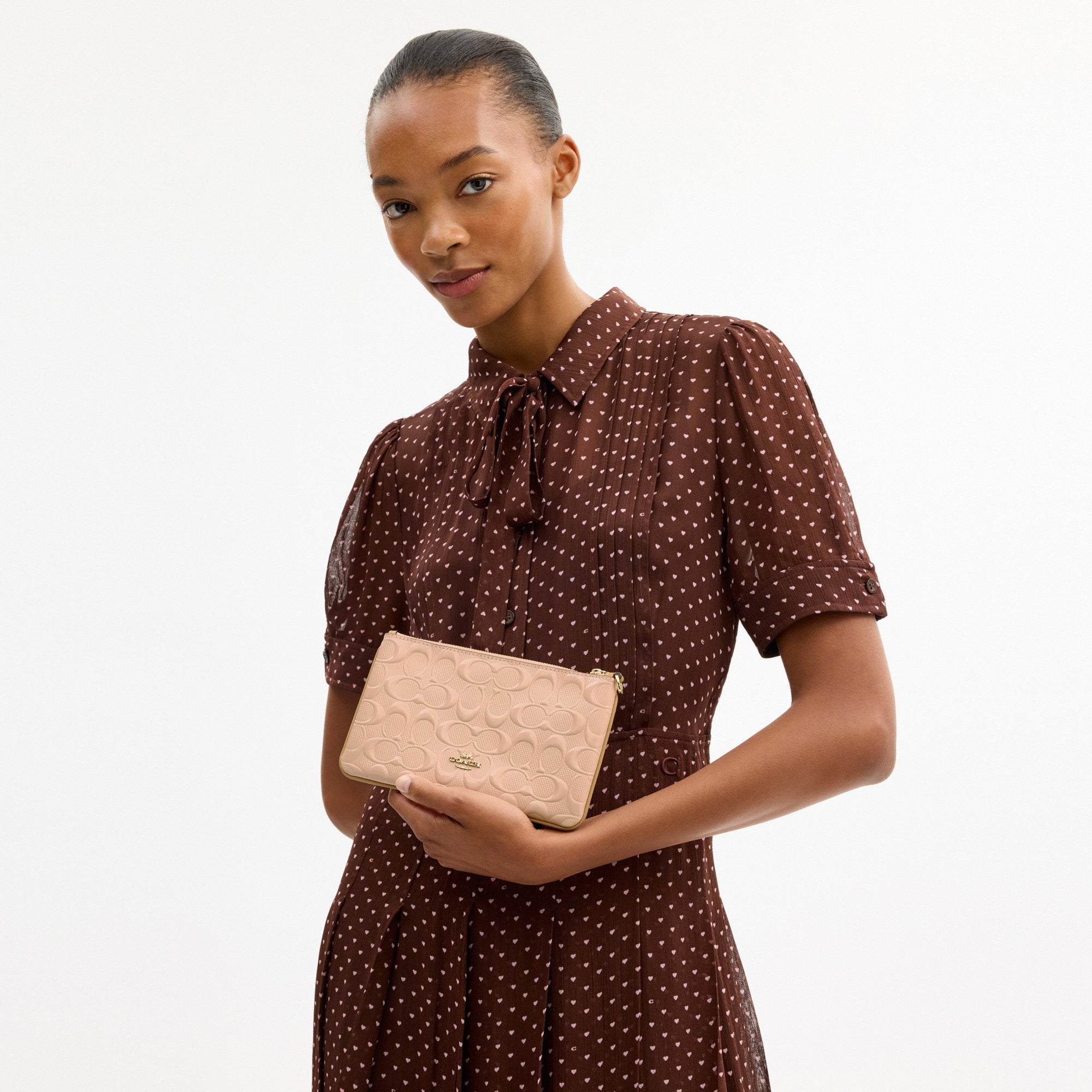 Ashton Wristlet In Signature Leather