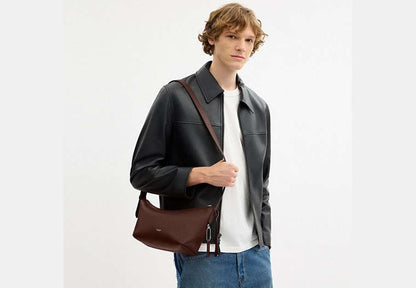 Mott Sling Bag 22