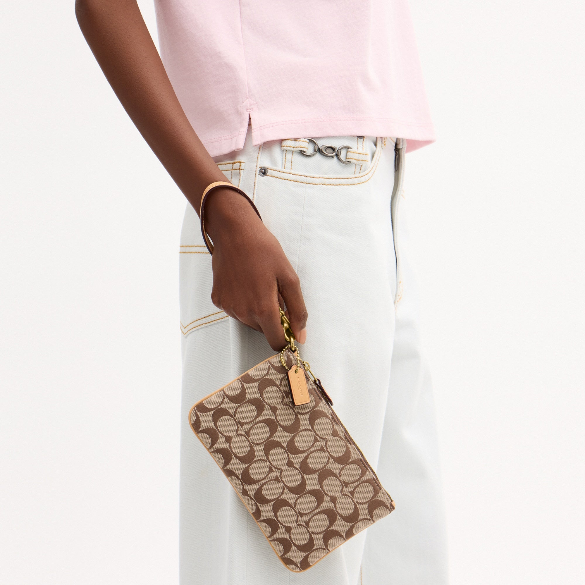 Essential Small Wristlet In Signature Jacquard