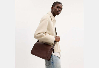Colby Messenger Bag 32
