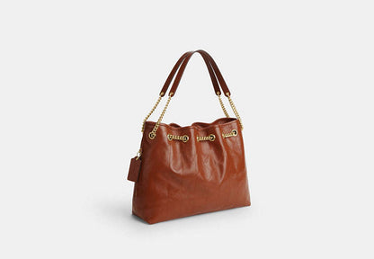 Evelyn Shoulder Bag With Quilting And Charm
