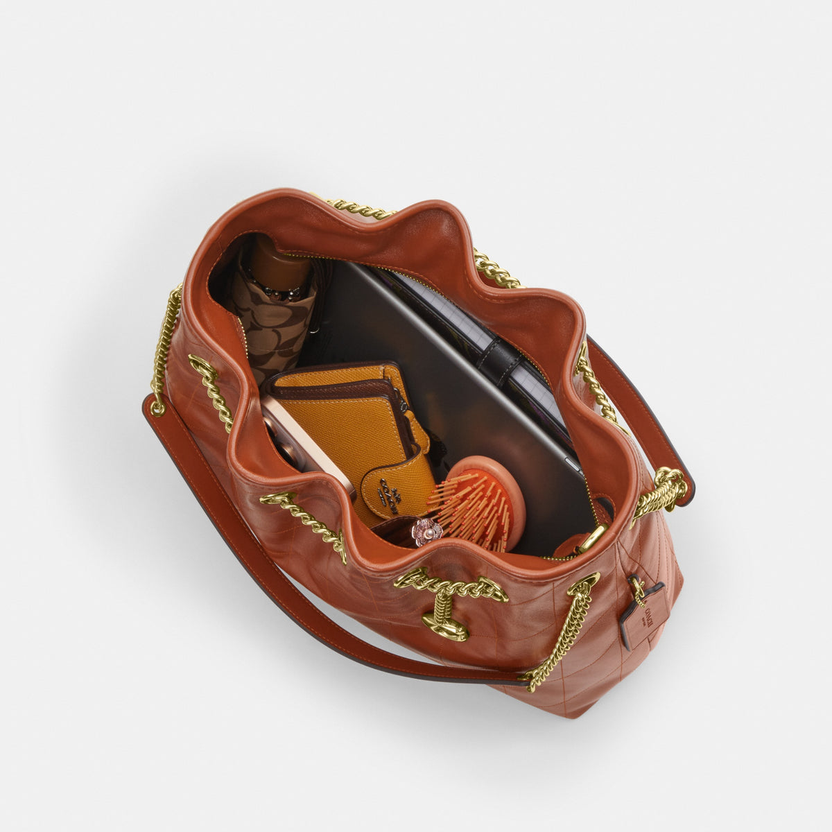 Evelyn Shoulder Bag With Quilting And Charm