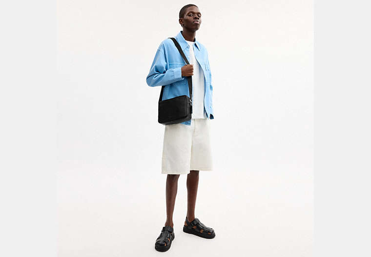 Colton Crossbody Bag 25