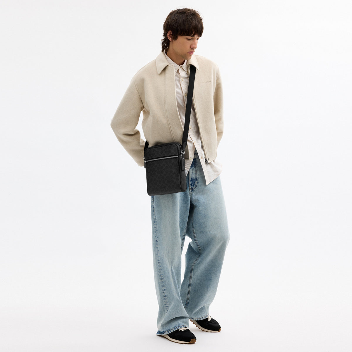 Tristan Crossbody Bag 22 In Signature Canvas