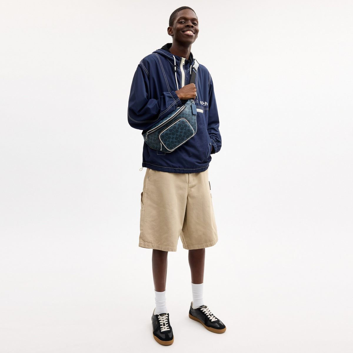 Travis Belt Bag 35 In Signature Canvas