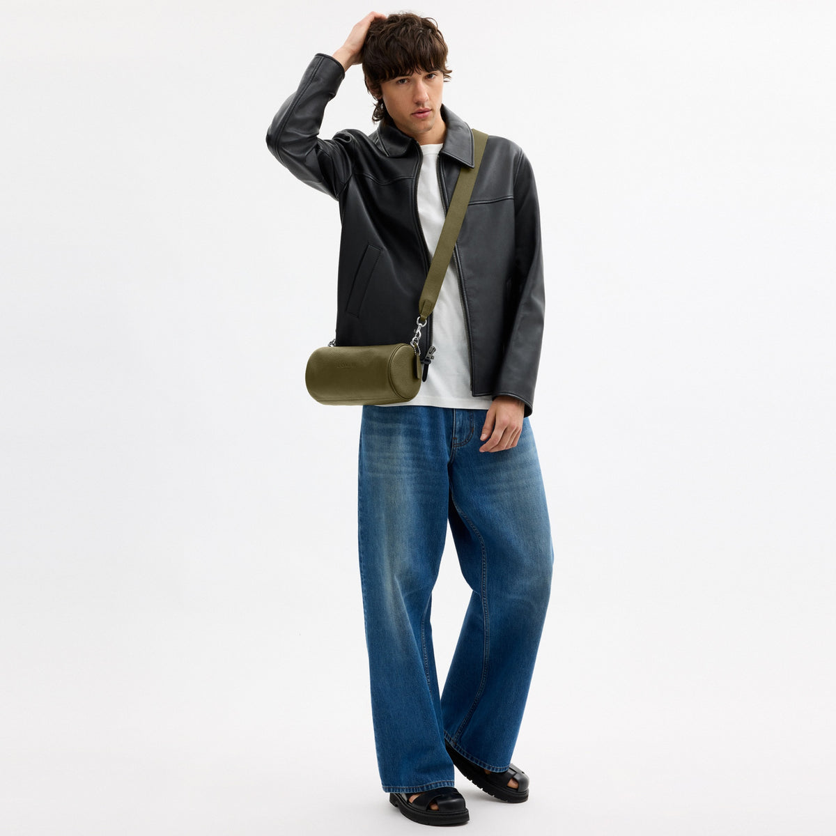 Andre Barrel Bag 24