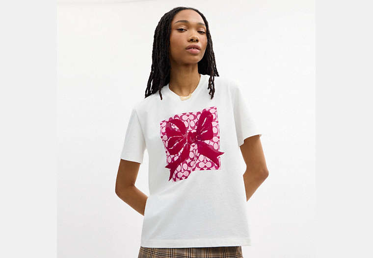 Signature Square Bow Classic T-Shirt In Organic Cotton