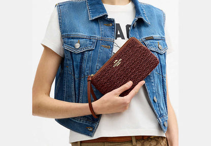 Large Corner Zip Wristlet