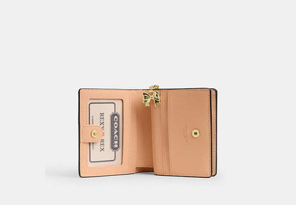 Snap Wallet In Signature Leather With Charm