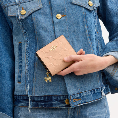 Snap Wallet In Signature Leather With Charm