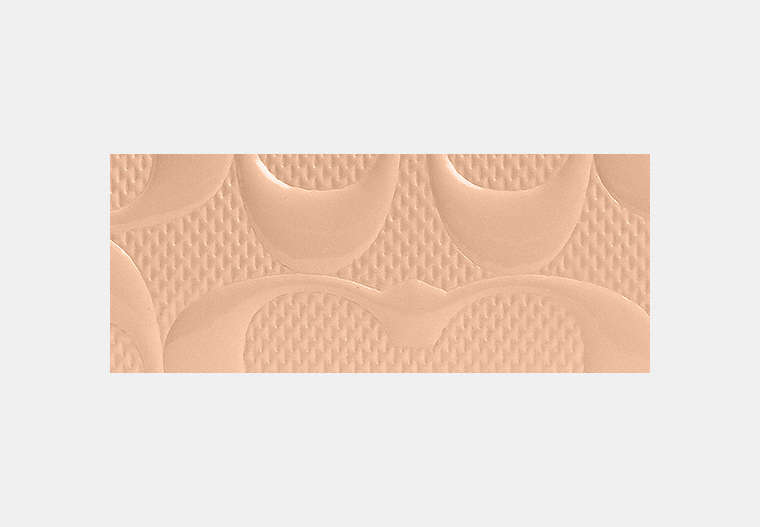 Snap Wallet In Signature Leather With Charm