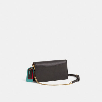 Reloved Tabby Chain Clutch