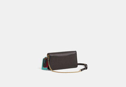 Reloved Tabby Chain Clutch