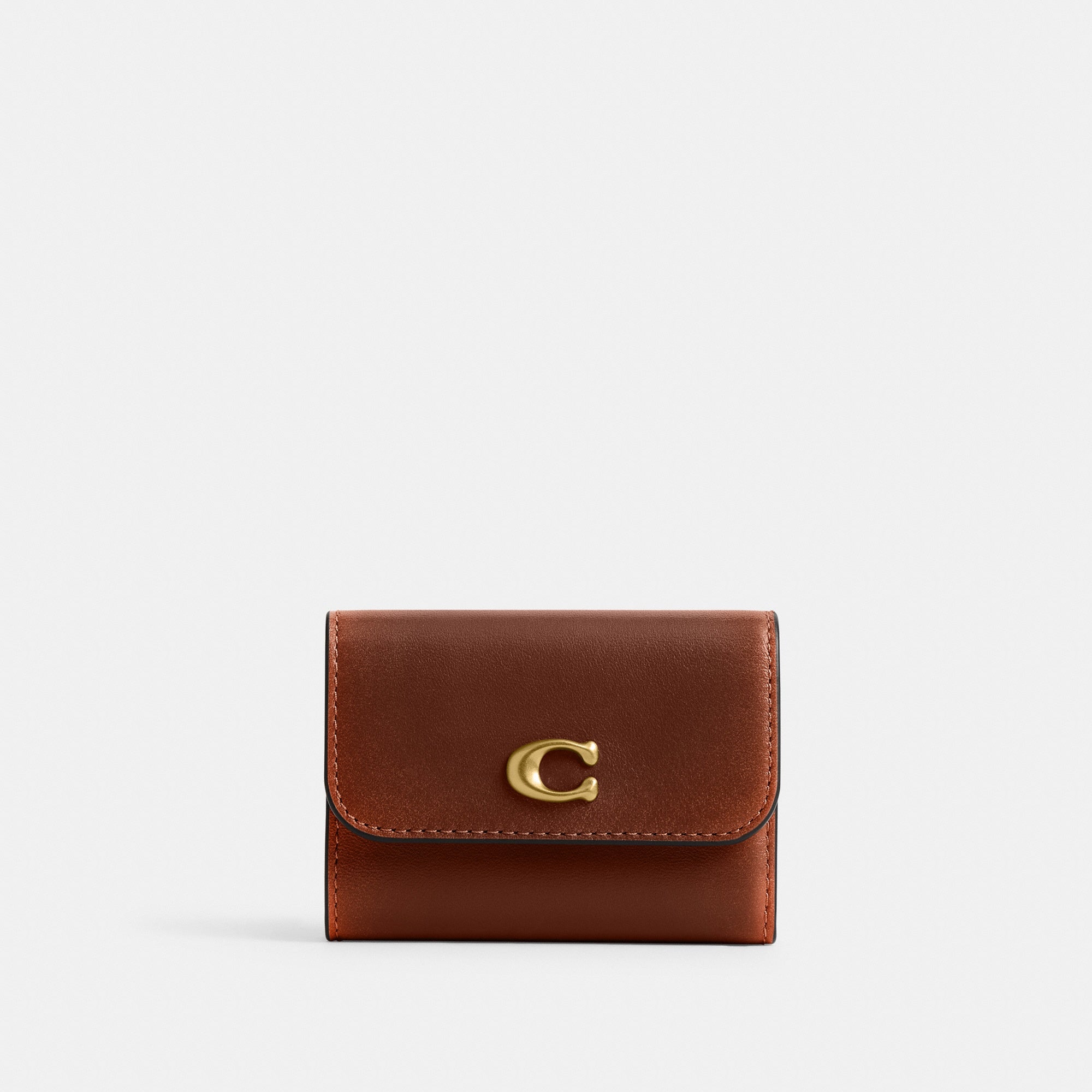 Essential Card Holder Wallet In Loved Leather