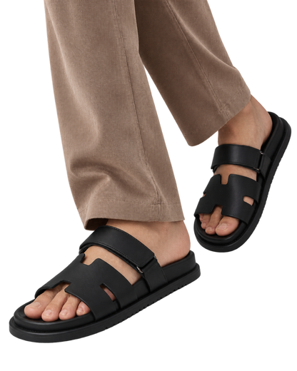 Chypre sandal in Noir