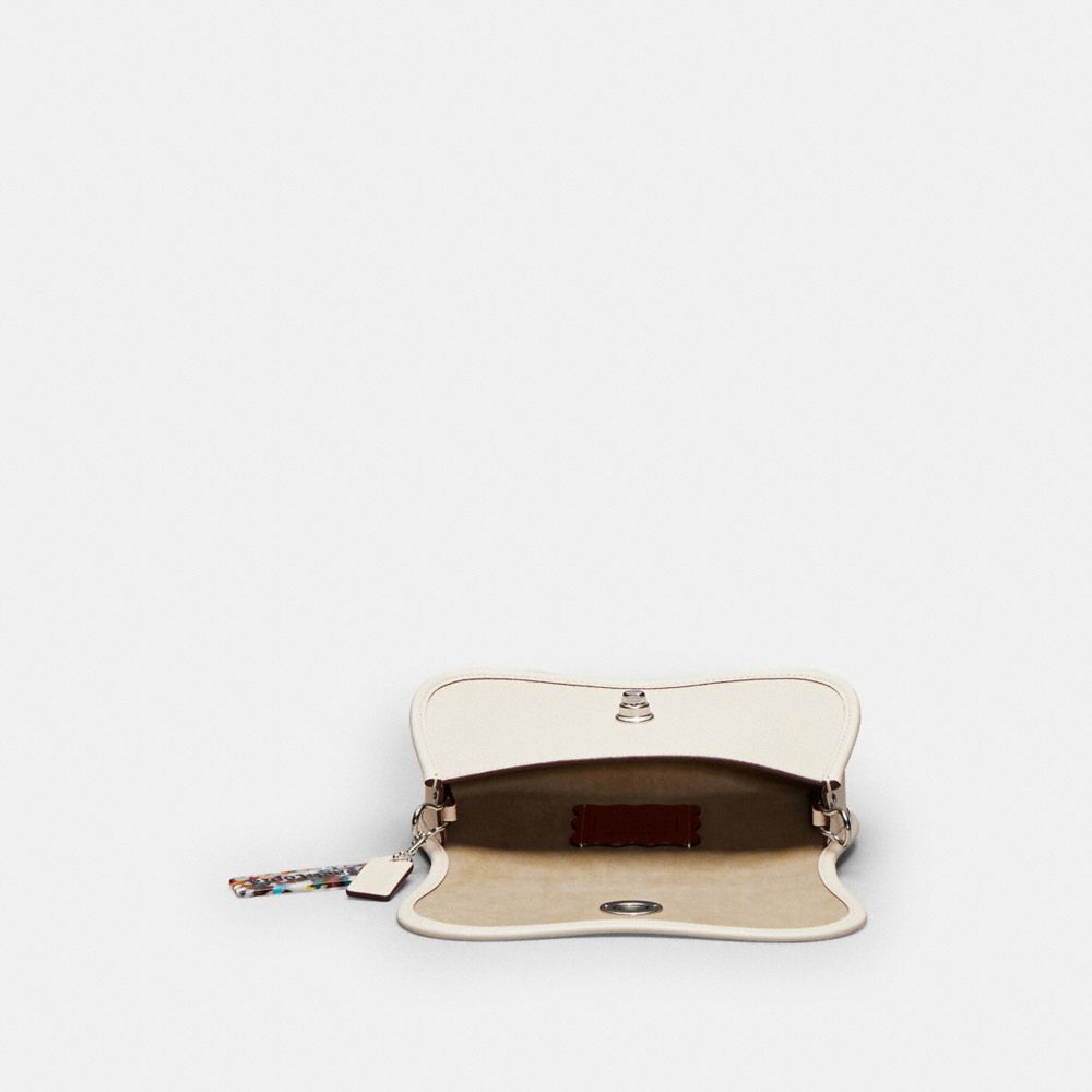Wavy Dinky Bag In Coachtopia Leather