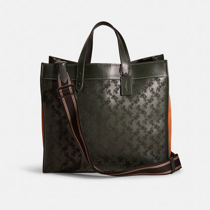Restored Field Tote 40 With Horse And Carriage